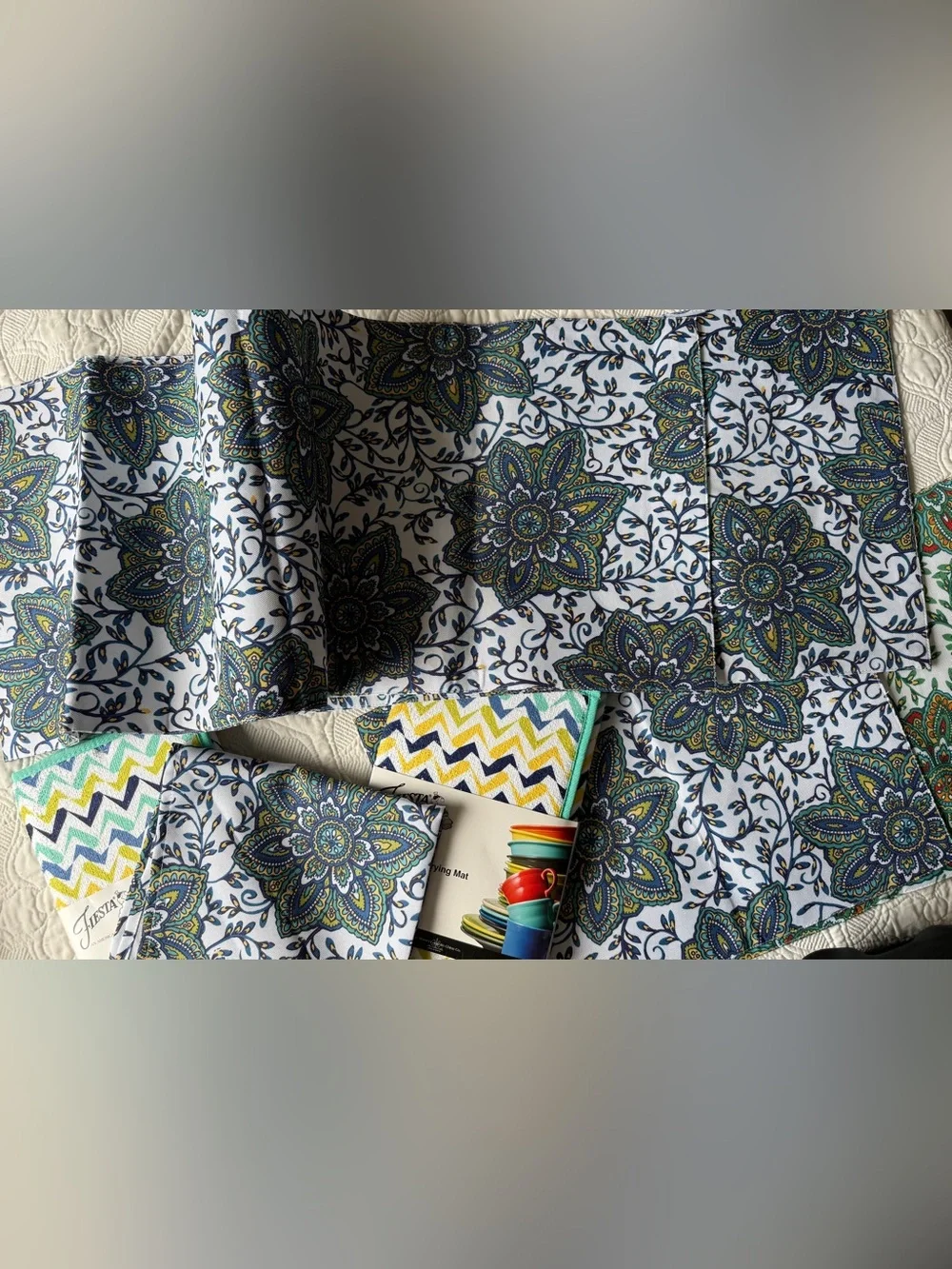 6 pc set Fiesta Chevron & Paisley Kitchen Linen Set in Teal, Yellow, Navy, White